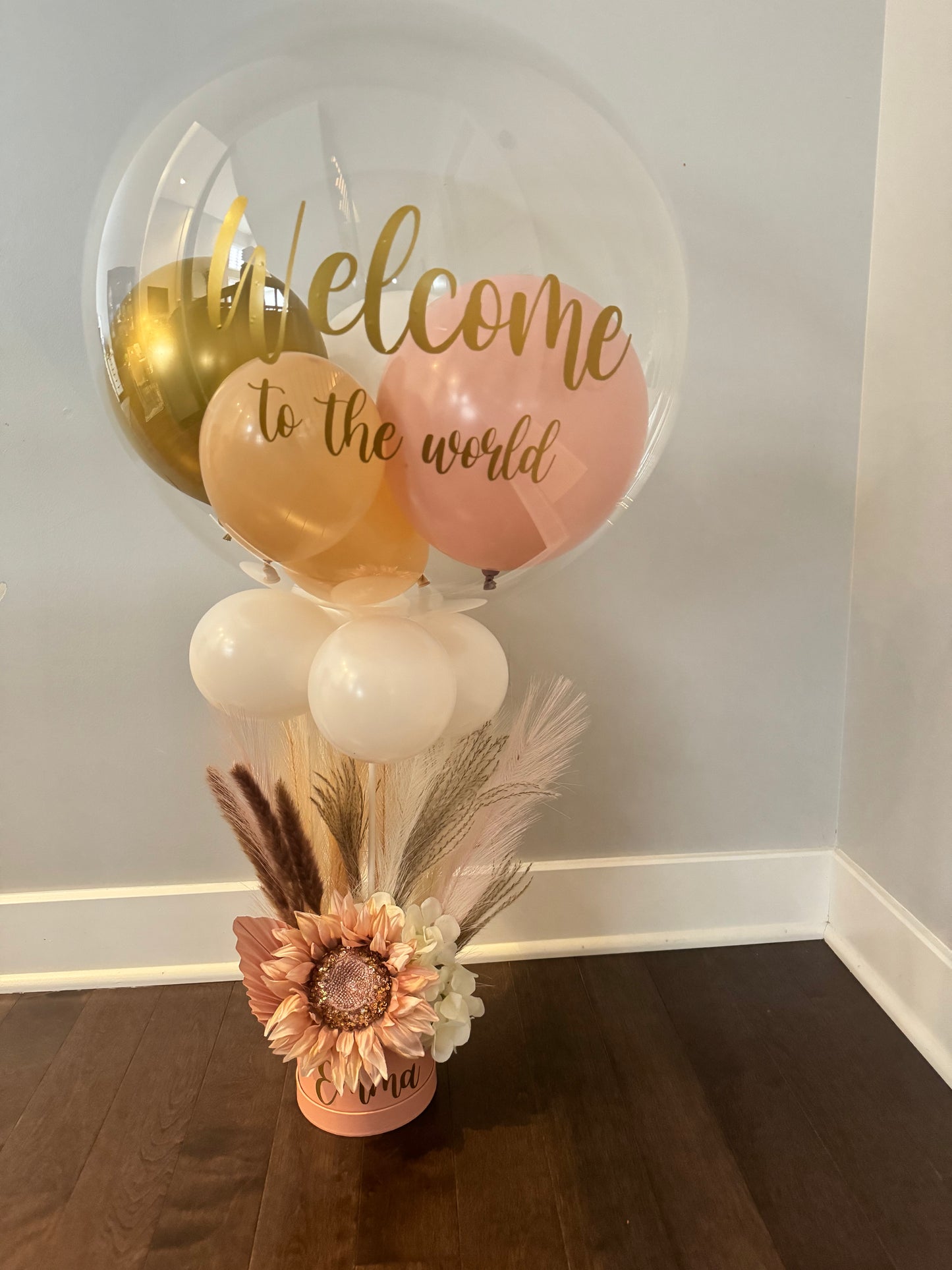Balloon and flower arrangement - Personalized
